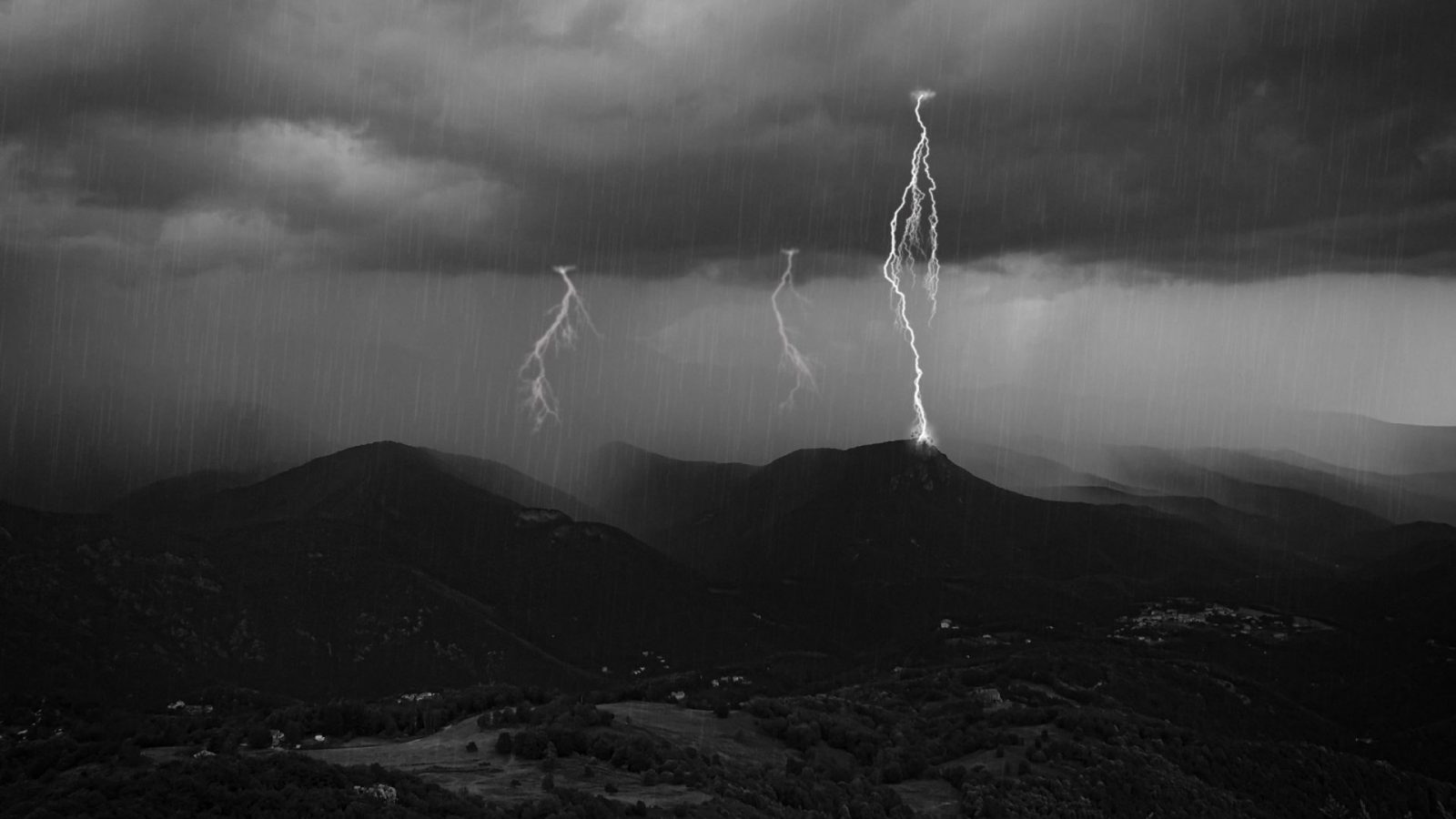 Orage sur le Canigó
