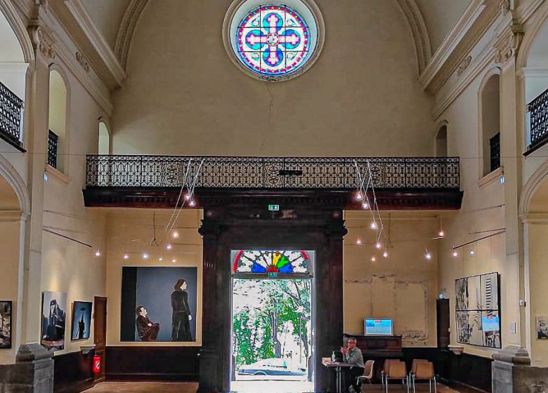 Casa Restany : La Casa Restany à Amélie-les-Bains est un lieu pour la production & la diffusion d'œuvres contemporaines, où l'on montre de l'art, où l'on accueille & guide les publics, où l'on mène des actions d'éducation culturelle et artistique. On y défend activement les droits culturels.