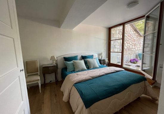 MYOSOTIS – CASTELL ROSE