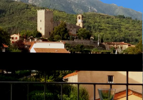 MONTAGNE ET CHÂTEAU