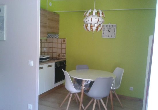 APPARTEMENT 12