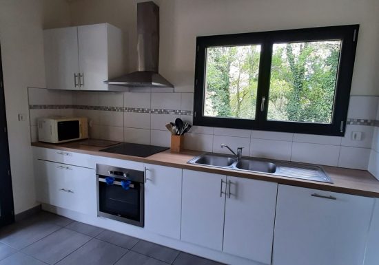 PERIS AUDE & BYRAGEE VIKRAM