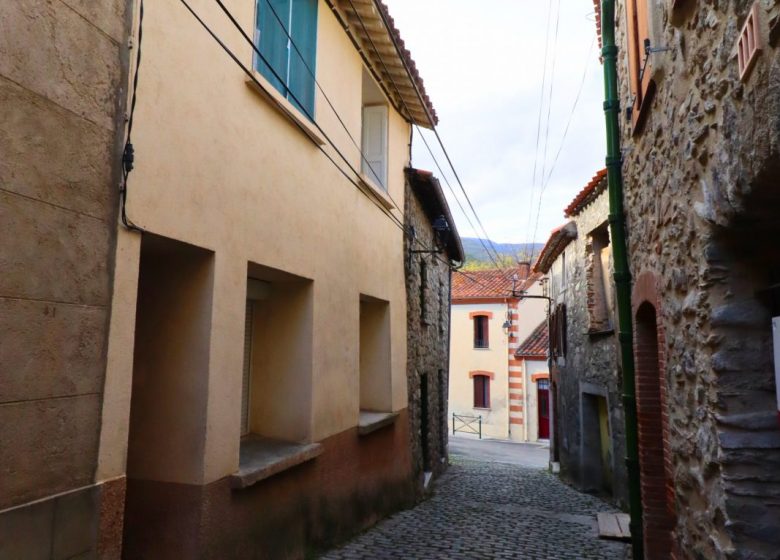 CHEZ SIMONE