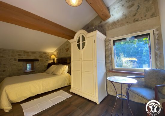 LES DEUX SOURCES – CAPUCINE