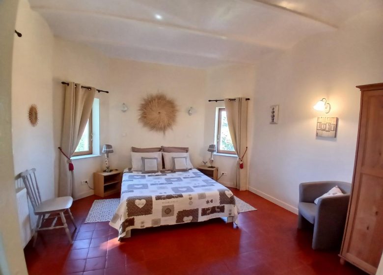 LE PIGEONNIER – MAS BATLLE