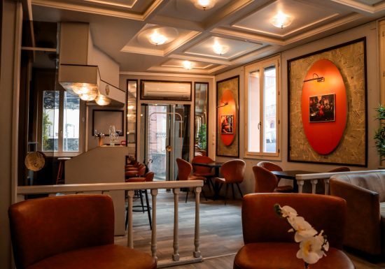 HOTEL-RESTAURANT LES GLYCINES