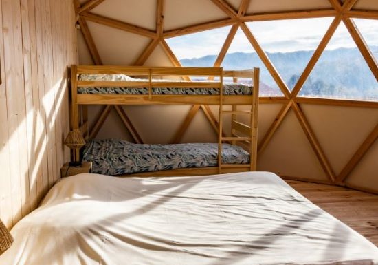 VILLAGE DE GÎTES ALTER ET GO – DÔME GÉODÉSIQUE