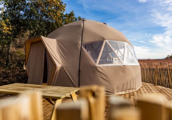 VILLAGE DE GÎTES ALTER ET GO – DÔME GÉODÉSIQUE