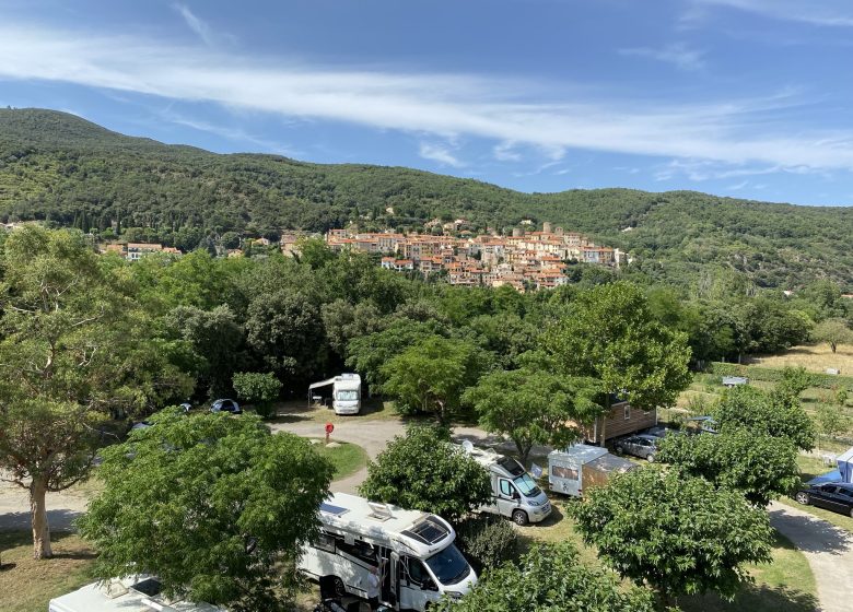 AIRE DE CAMPING CAR CAMPING AMELIA