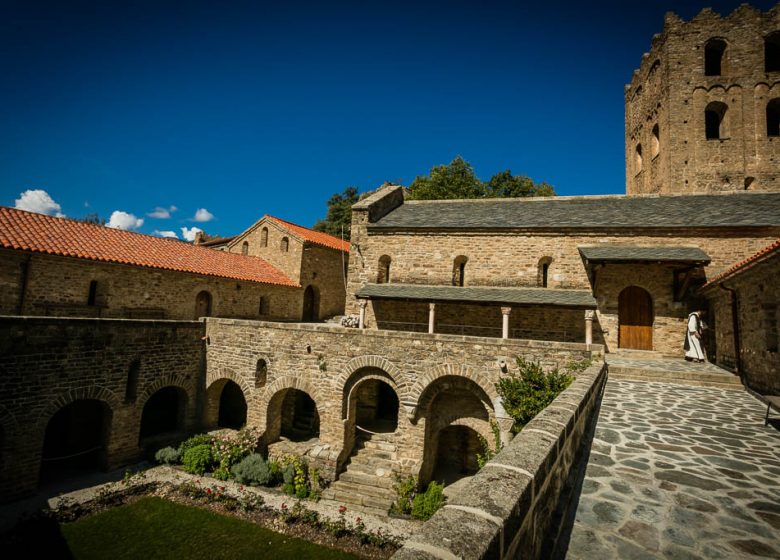 ABBAYE DE SAINT MARTIN DU CANIGOU