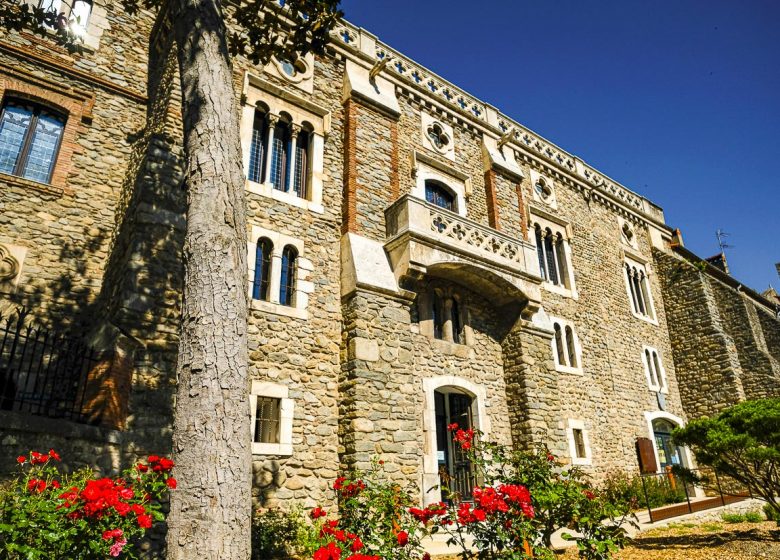 BUREAU D’INFORMATION TOURISTIQUE D’ARLES SUR TECH