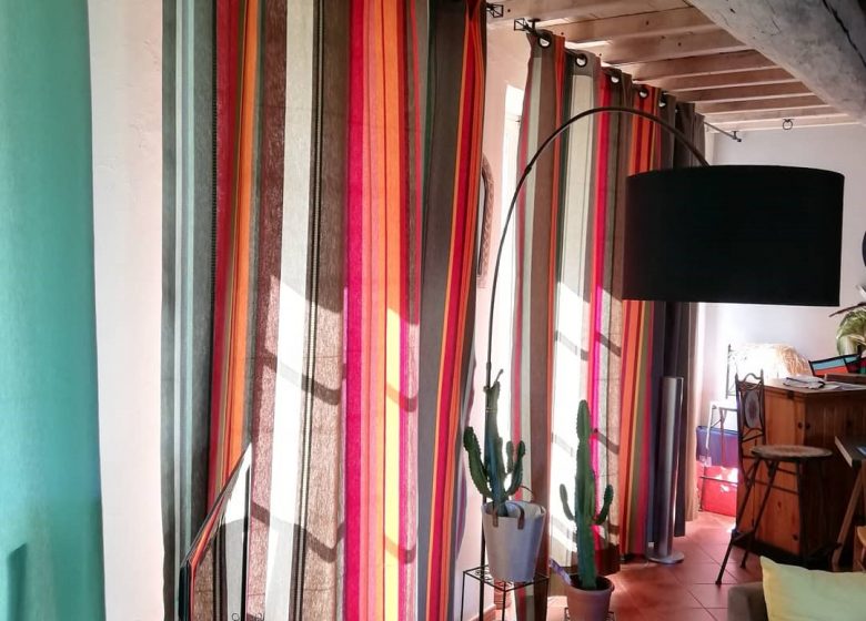 D&rsquo;UN POINT À L&rsquo;AUTRE « ATELIER COUTURE »