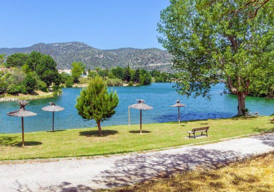 CAMPING LES RIVES DU LAC DE VINÇA 66