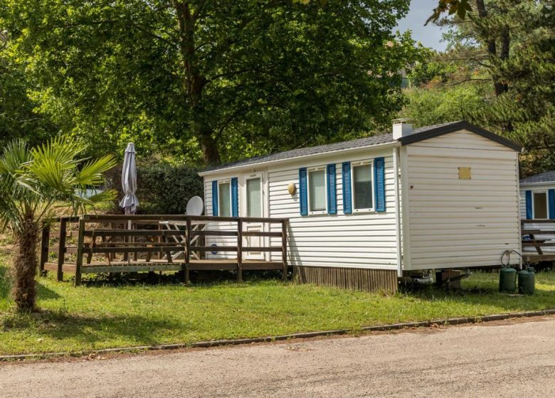 CAMPING THE BANKS OF LAKE VINÇA 66