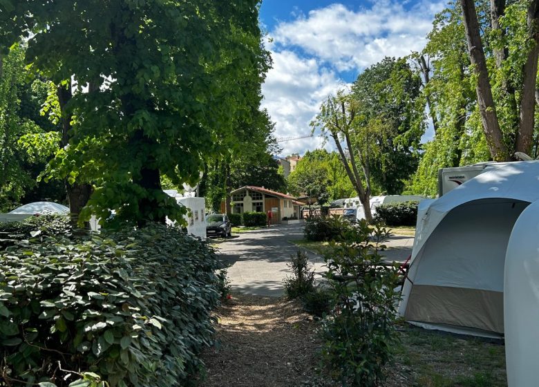 CAMPING LES PORTES DU CANIGOU