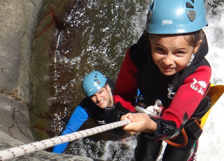 EXPERIÈNCIA DE CANYONING