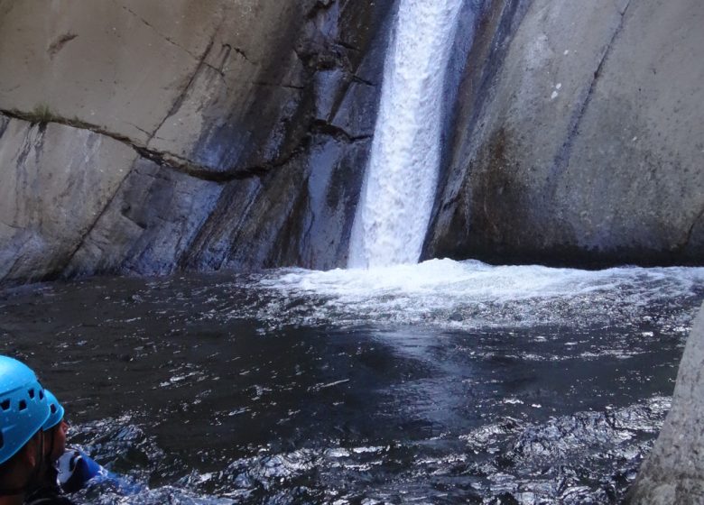 EXPERIÈNCIA DE CANYONING