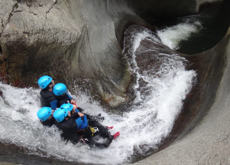 EXPERIÈNCIA DE CANYONING