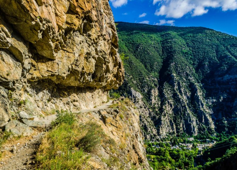 CARANCA GORGES