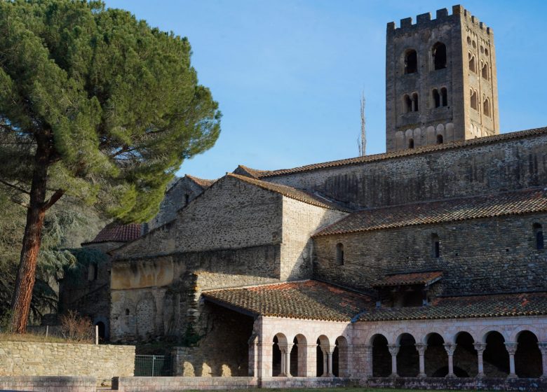 VISITE DE L&rsquo;ABBAYE SAINT-MICHEL DE CUXA