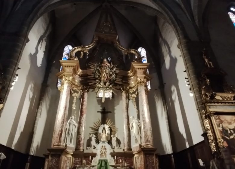 IGLESIA DE SAN JULIÁN Y SANTA BASELISA DE VINCA