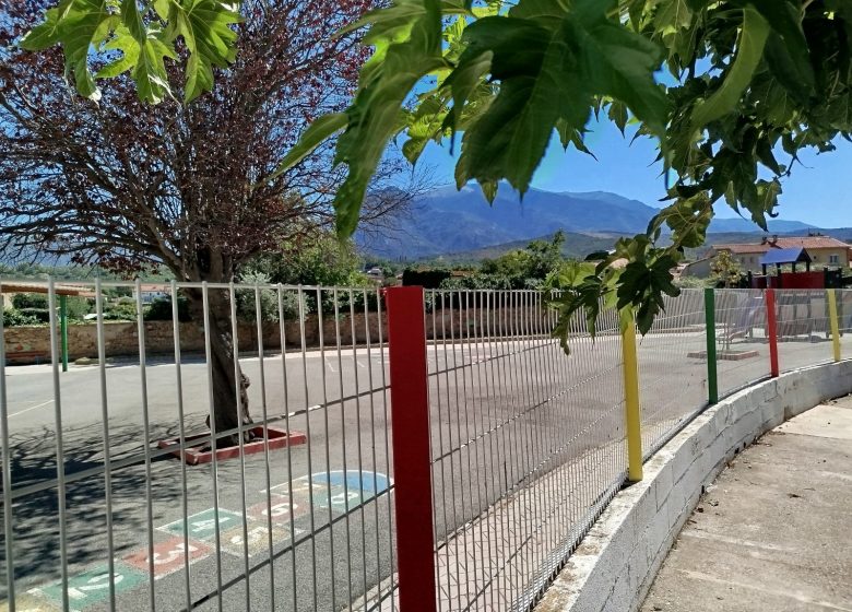 CENTRE D’HEBERGEMENT ENSEMBLE SCOLAIRE SAINT JOSEPH