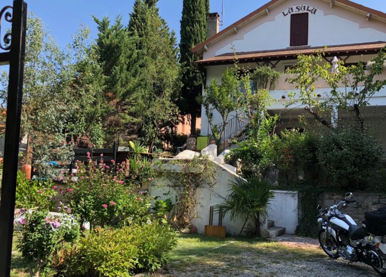 LA SALA MIMOSA