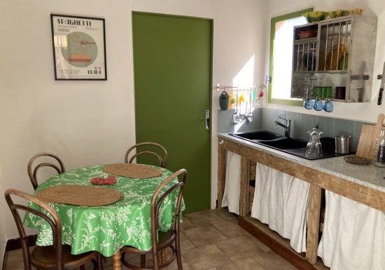 CASA BAUXELLS – LE 9