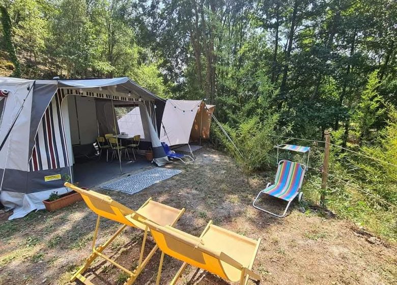 CARAVANE VINTAGE DE CHARME – CAMPING LE CANIGOU