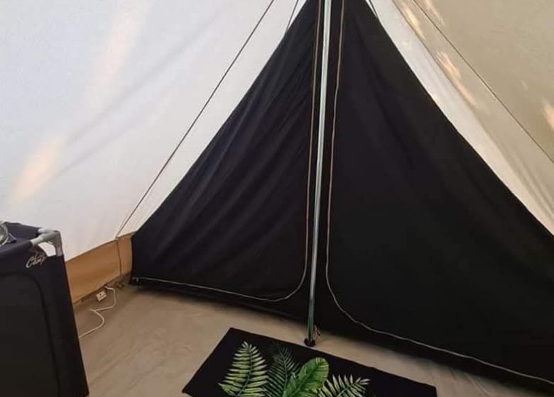 CARAVANE VINTAGE DE CHARME – CAMPING LE CANIGOU