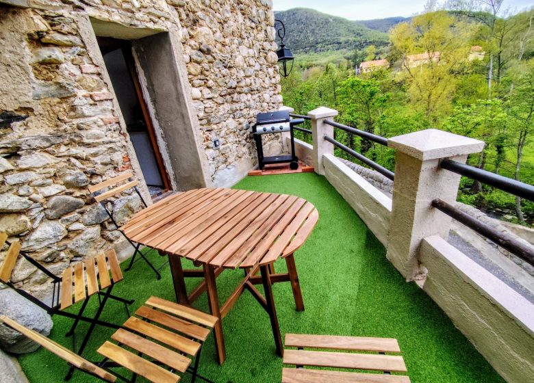 CAMPÔME GRANGE APARTMENT