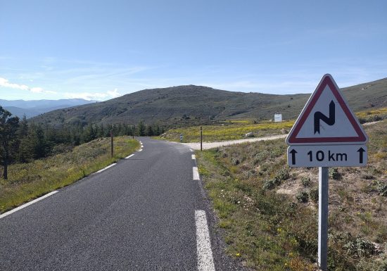 TERRE DE VIRAGES