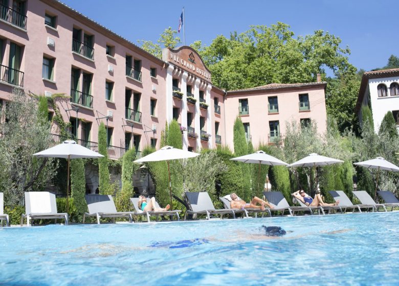 GRAND HOTEL LES PYRENEES