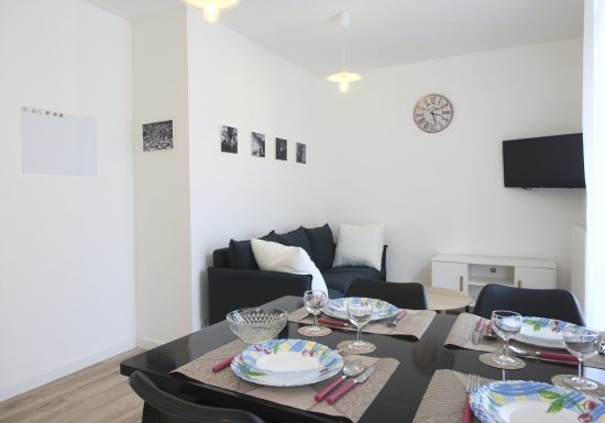 MAISON EL ROSER -PUIG ROJA