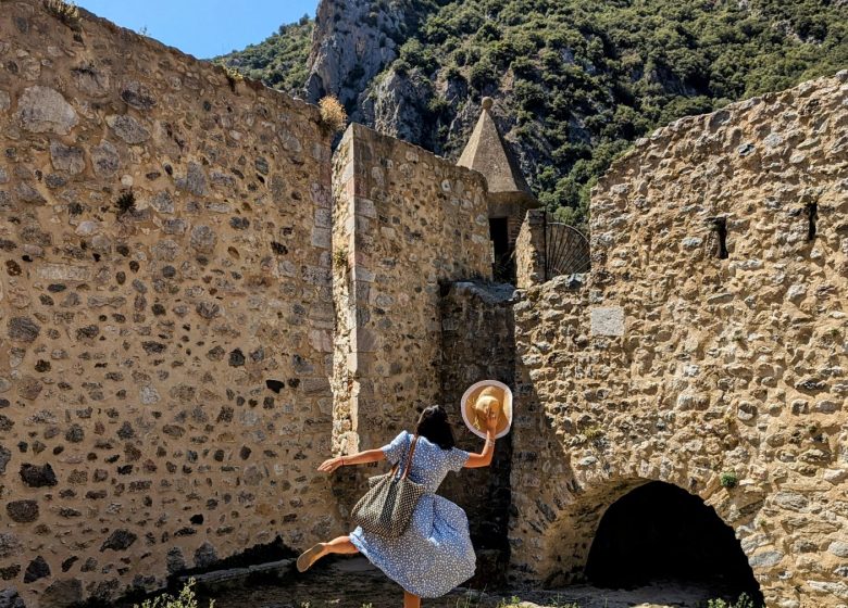 CONFLENT FRANCHE CITY RAMPARTS