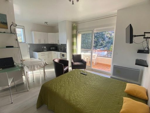 RODRIGUEZ MARIE CLAUDE