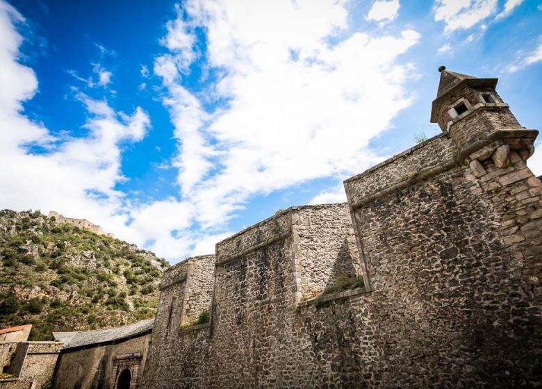 RAMPARTS DE LA CIUTAT FRANÇA DEL CONFLENT