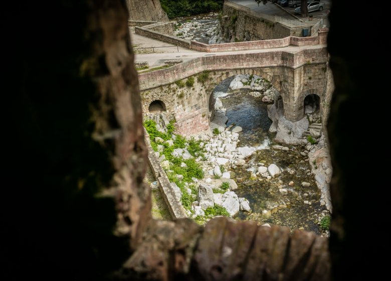 CONFLENT FRANCHE CITY RAMPARTS