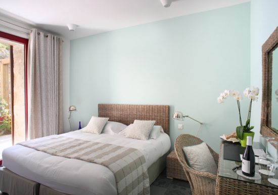 RIBERACH HOTEL CAVE RESTAURANT