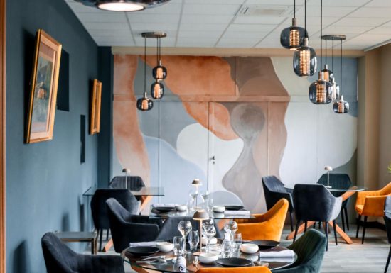 HOTEL-RESTAURANT LES GLYCINES