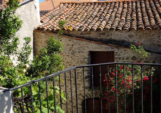 CARRER MAJOR TERRASSE LES ROSES