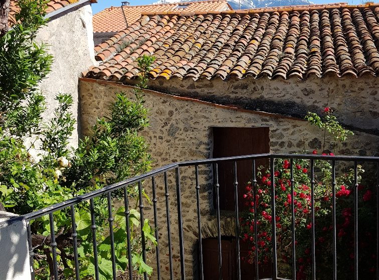 CARRER MAJOR TERRASSE LES ROSES