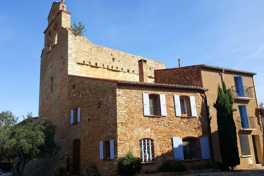 Roc de Majorque, depuis Sainte-Colombe-de-la-Commanderie
