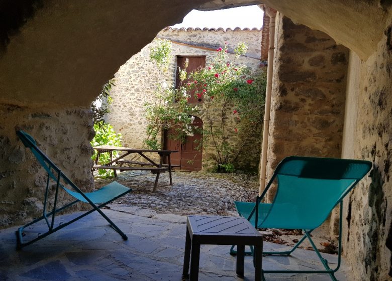 CARRER MAJOR TERRASSE LES ROSES