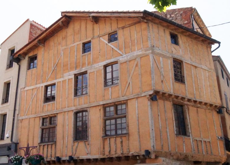 VISITE GUIDEE DE LA VILLE DE PRADES