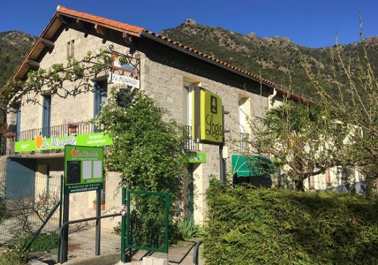 LA MIRABELLE -CASTEIL