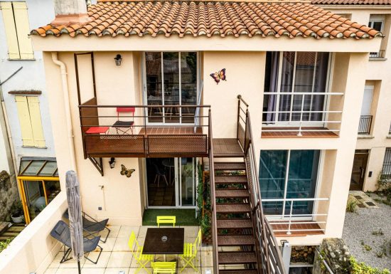 GITES DU CONFLENT – PAPILLON ROUGE