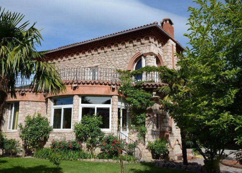 LA VILLA CATALANE