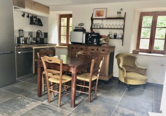 LE GRAND CEDRE GÎTE