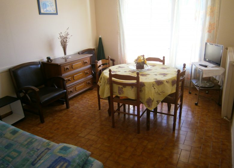 MEUBLE BALCON